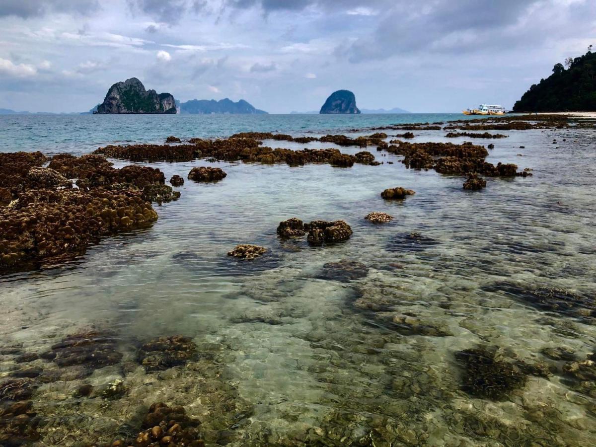 Koh Ngai Sea Open Resort Екстериор снимка