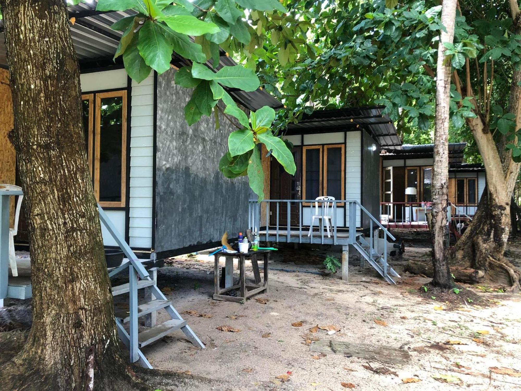 Koh Ngai Sea Open Resort Екстериор снимка