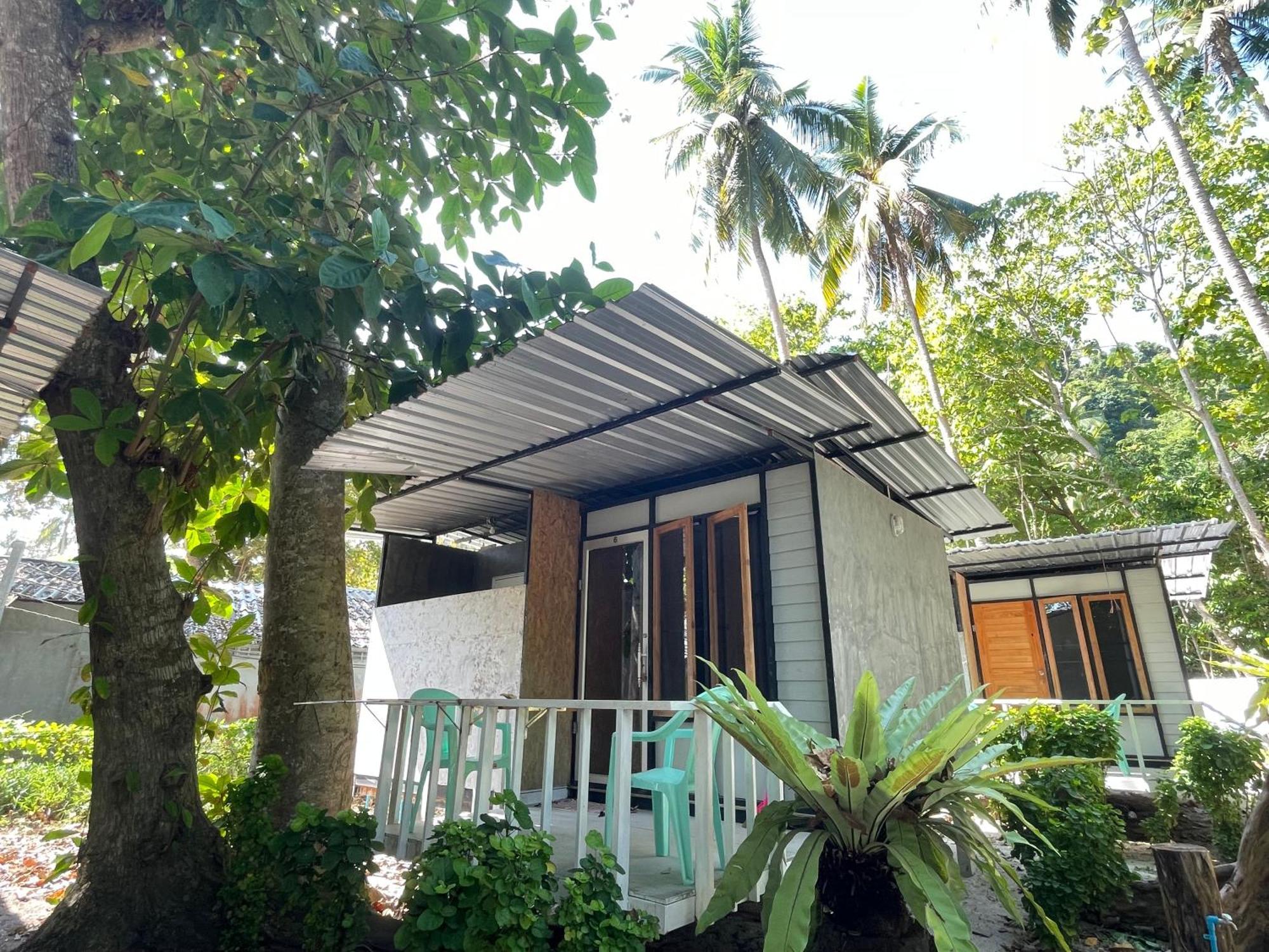 Koh Ngai Sea Open Resort Екстериор снимка